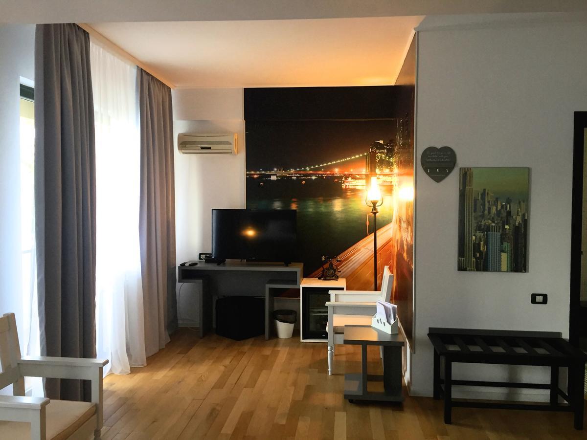 מלון Ambra Boutique & Bistro